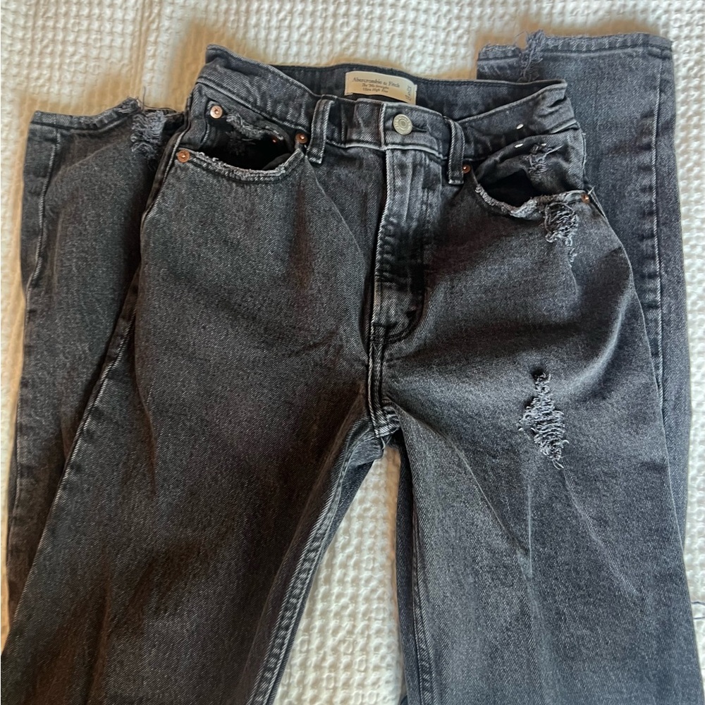 Abercrombie 90s Straight Ultra High Rise Jeans